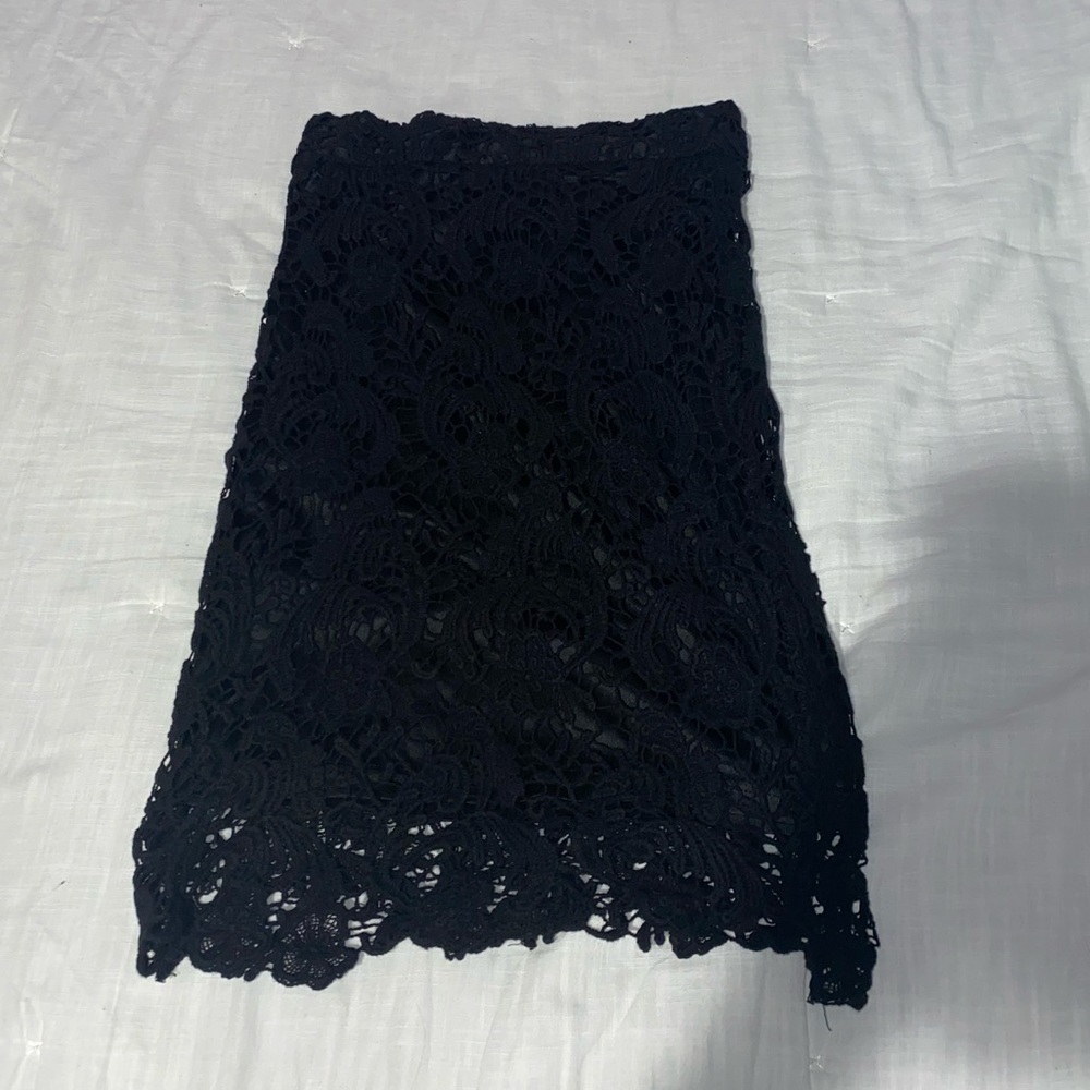 black lace pencil skirt